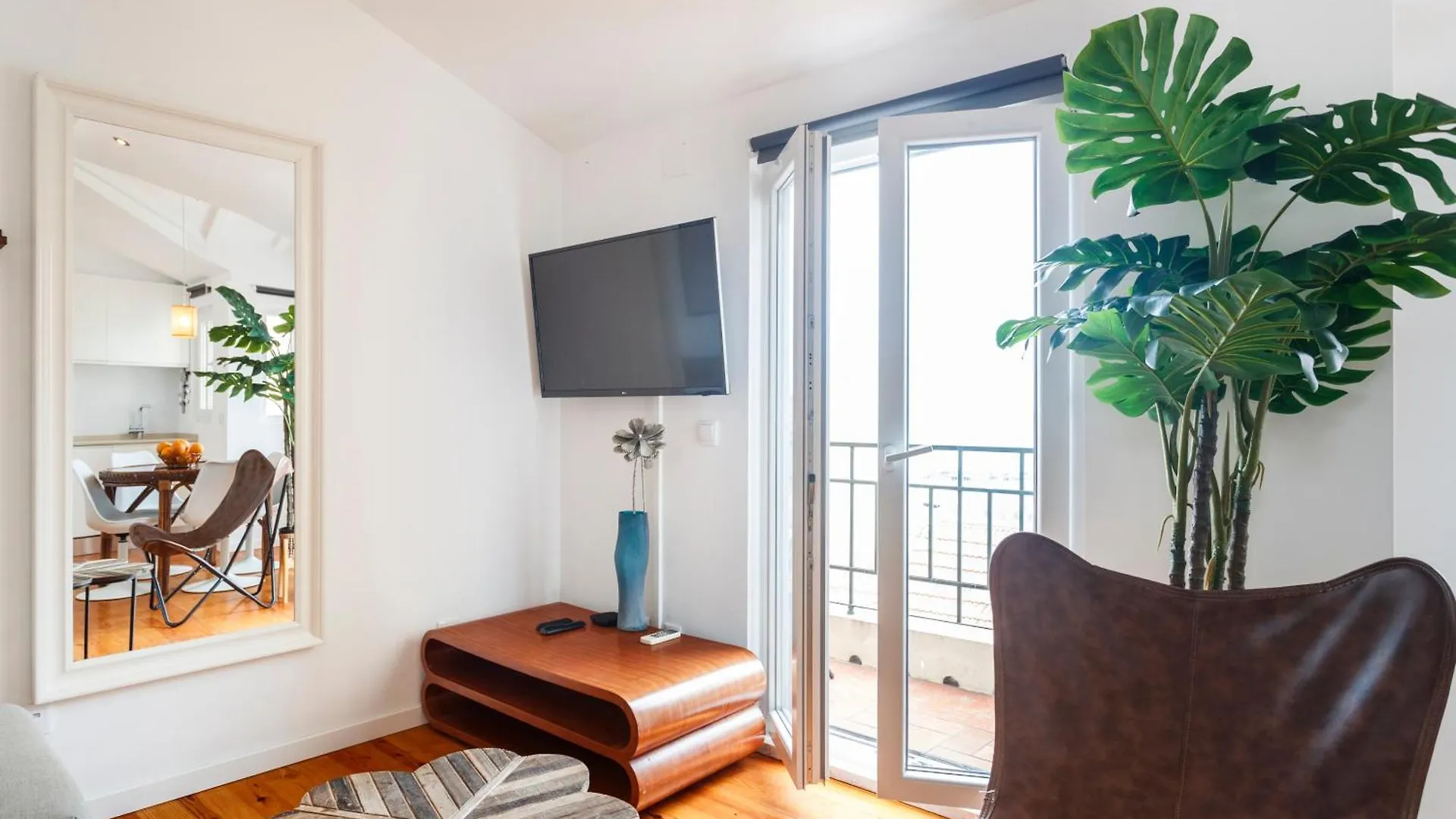 Apartamento Bica Blue 1Br Loft W Riverview N Ac By Lu Holidays Lisboa Portugal